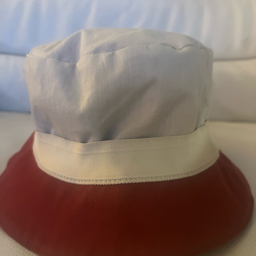 Burberry burgundy bucket hat - Picture 7 of 11